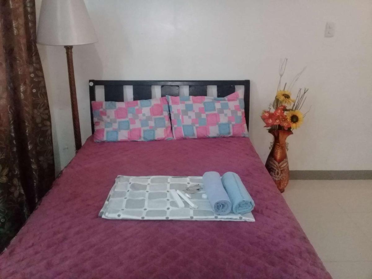 Ekonumi Rooms At Moonwalk Paranaque Paranaque City Luaran gambar
