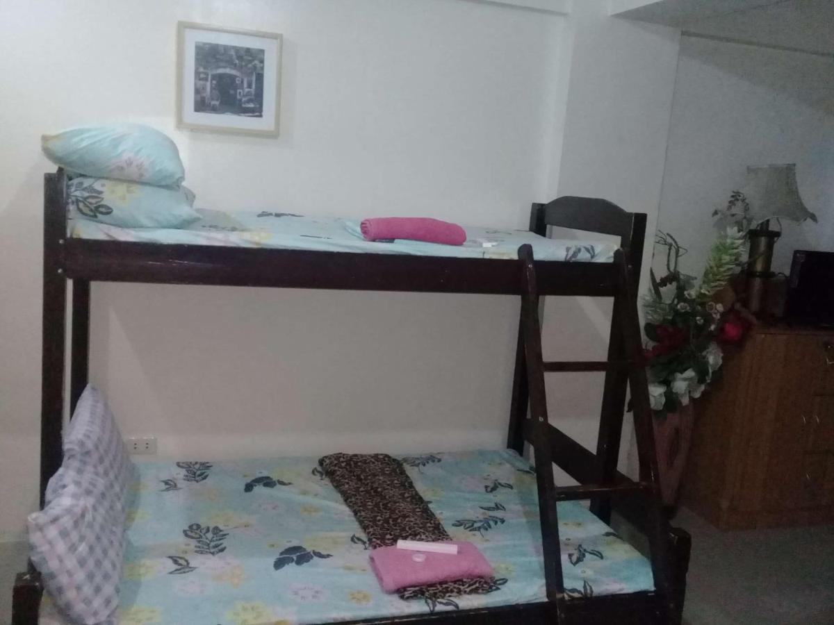 Ekonumi Rooms At Moonwalk Paranaque Paranaque City Luaran gambar
