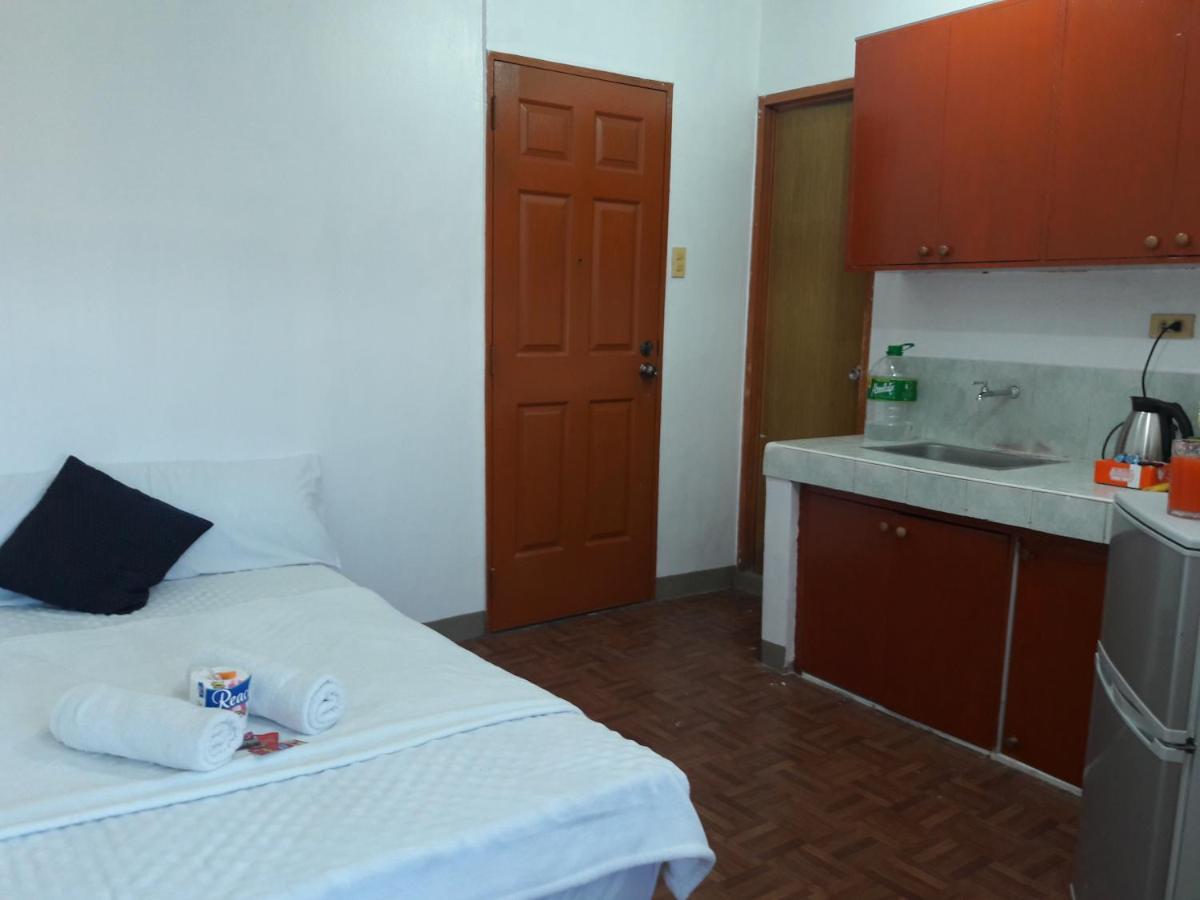 Ekonumi Rooms At Moonwalk Paranaque Paranaque City Luaran gambar