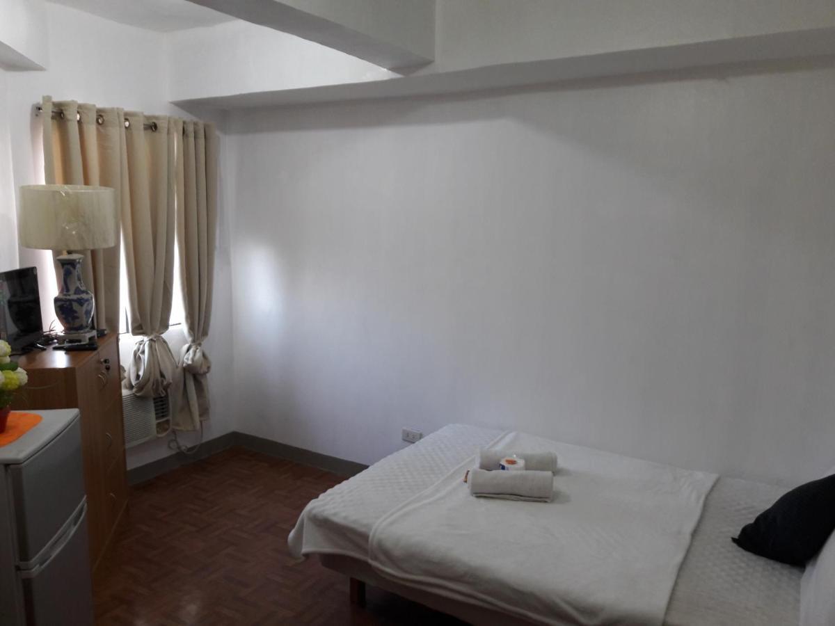 Ekonumi Rooms At Moonwalk Paranaque Paranaque City Luaran gambar